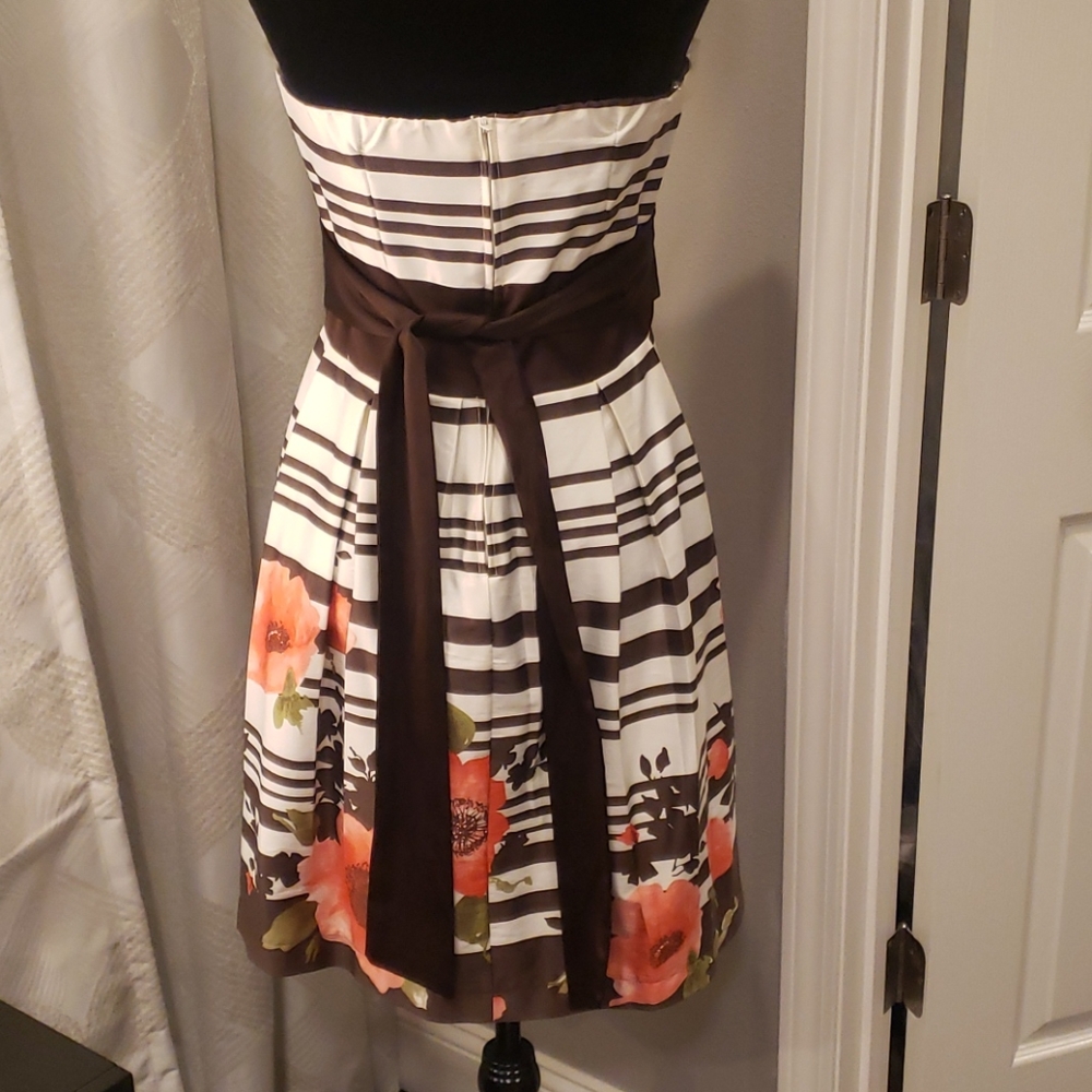 Teeze Me Spring Dress - Picture 2 of 2